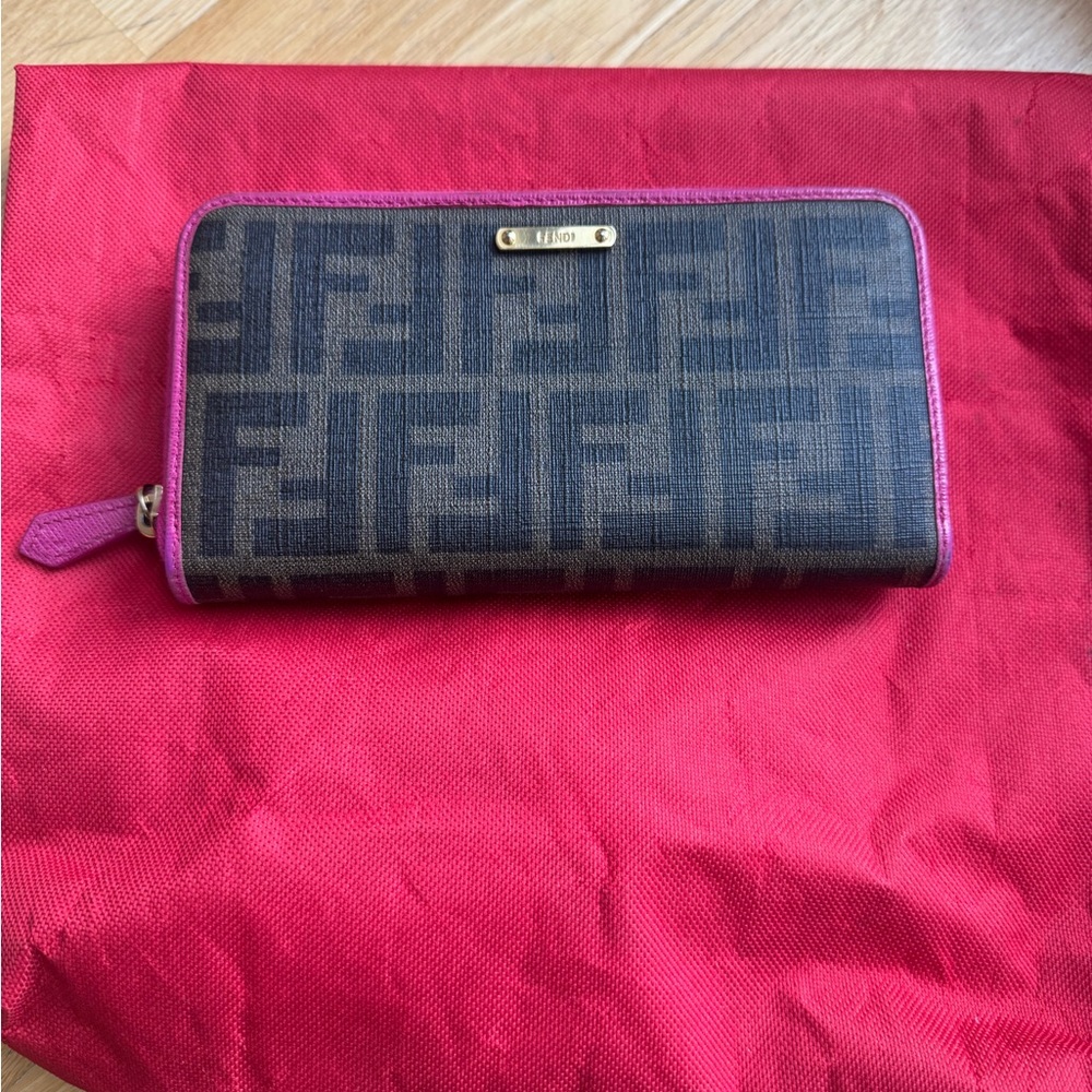 Fendi zucca-canvas-zippy-wallet-